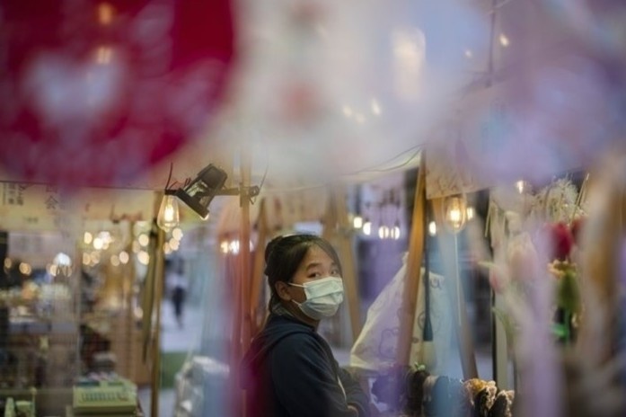 Co gai 24 tuoi dem nguoc 4.500 ngay de duoc nghi huu hinh anh