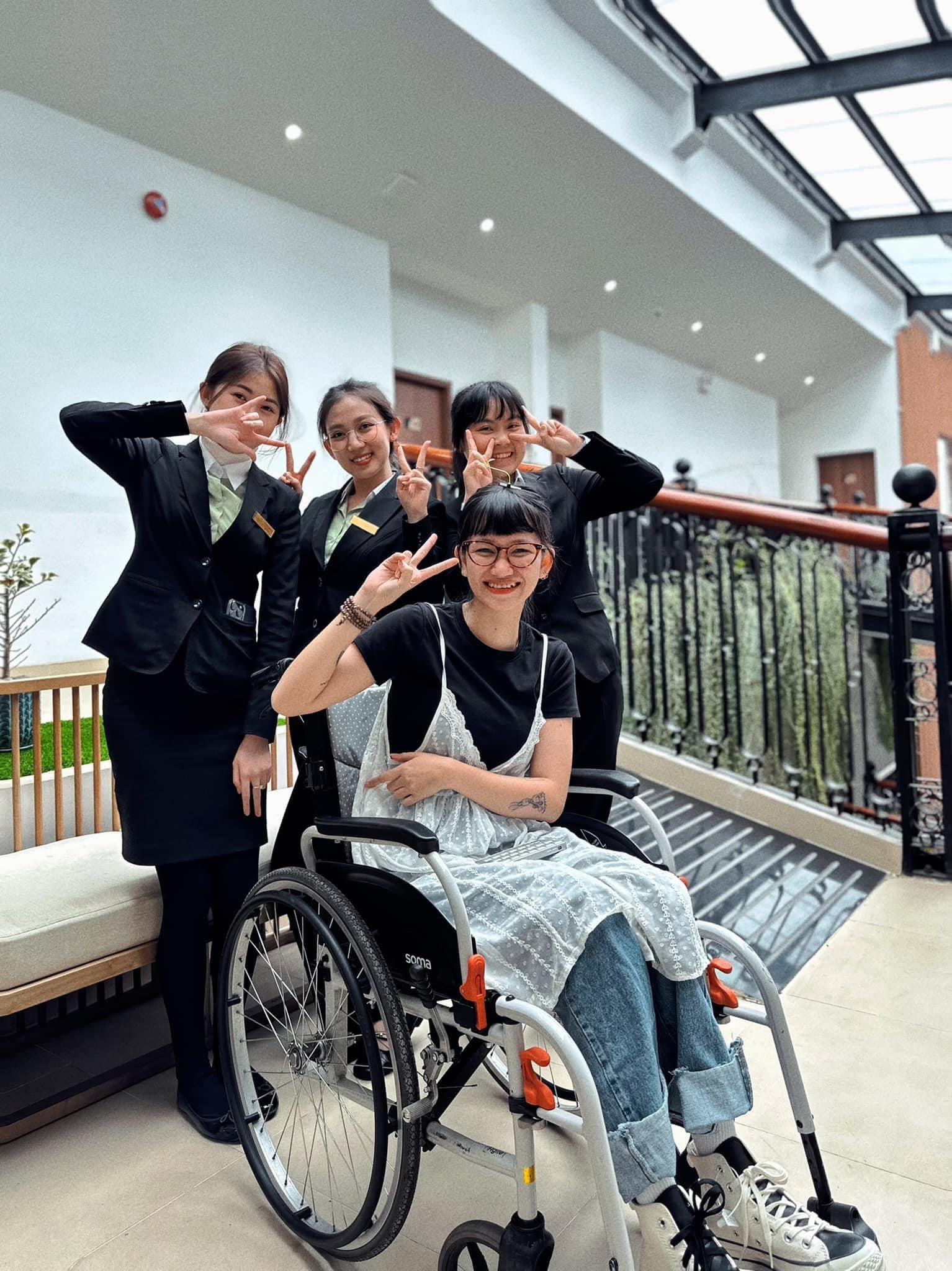 ngoi xe lan du lich anh 1