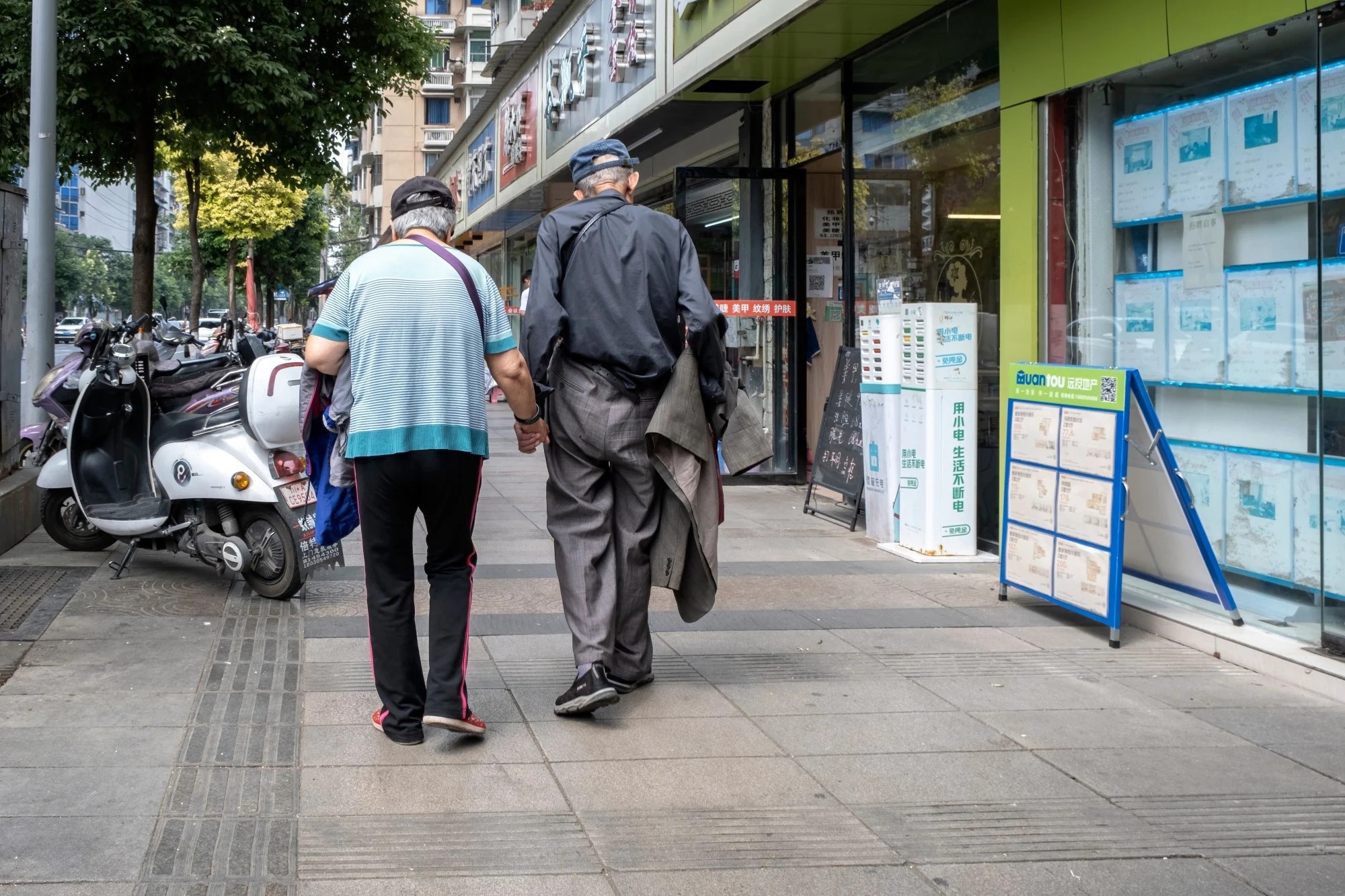 vo vinh biet chong anh 1