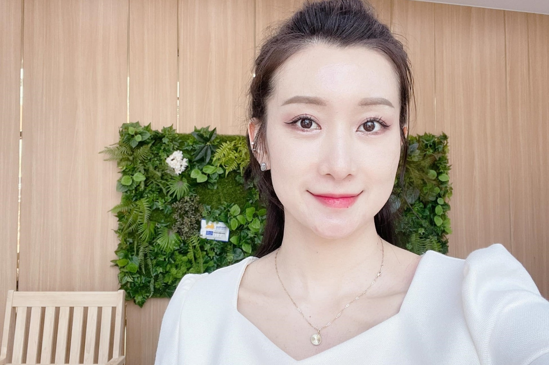 Co dau Viet lay chong giam doc van ban pho, nuoc mia tren dat Han hinh anh