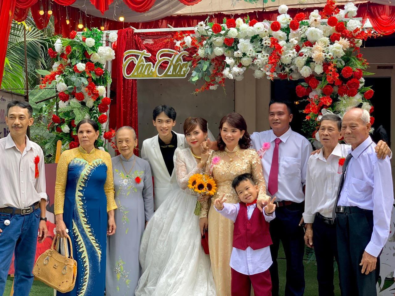 chong giup cham con anh 2