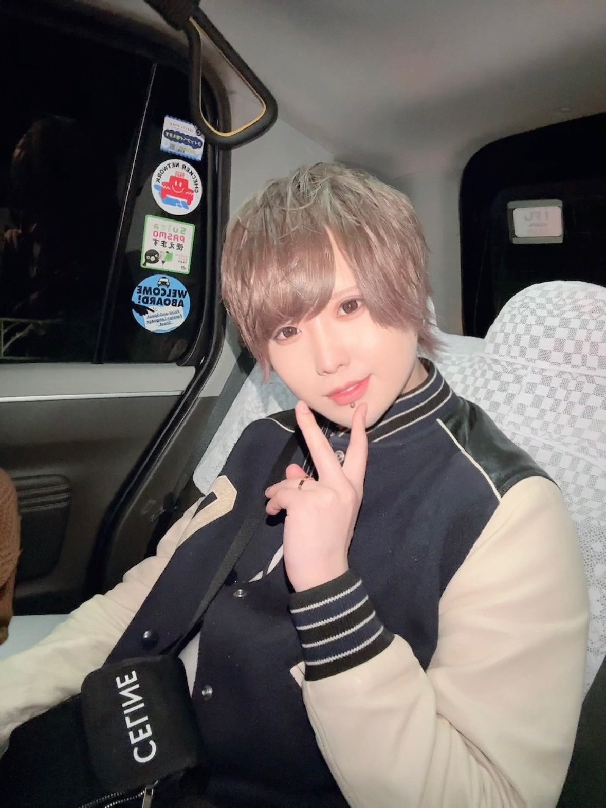 chang trai trang diem anh 1