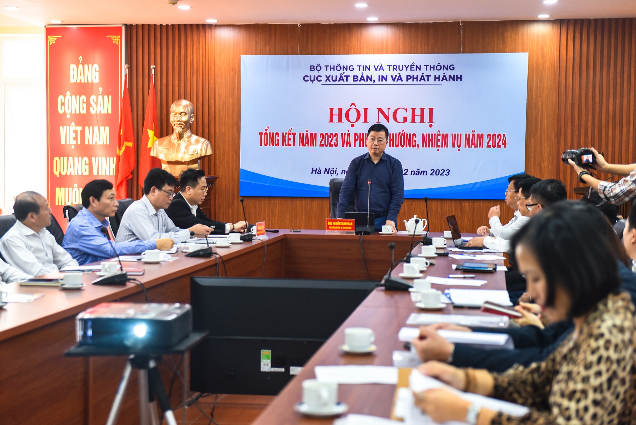 tong ket nganh xuat ban anh 1