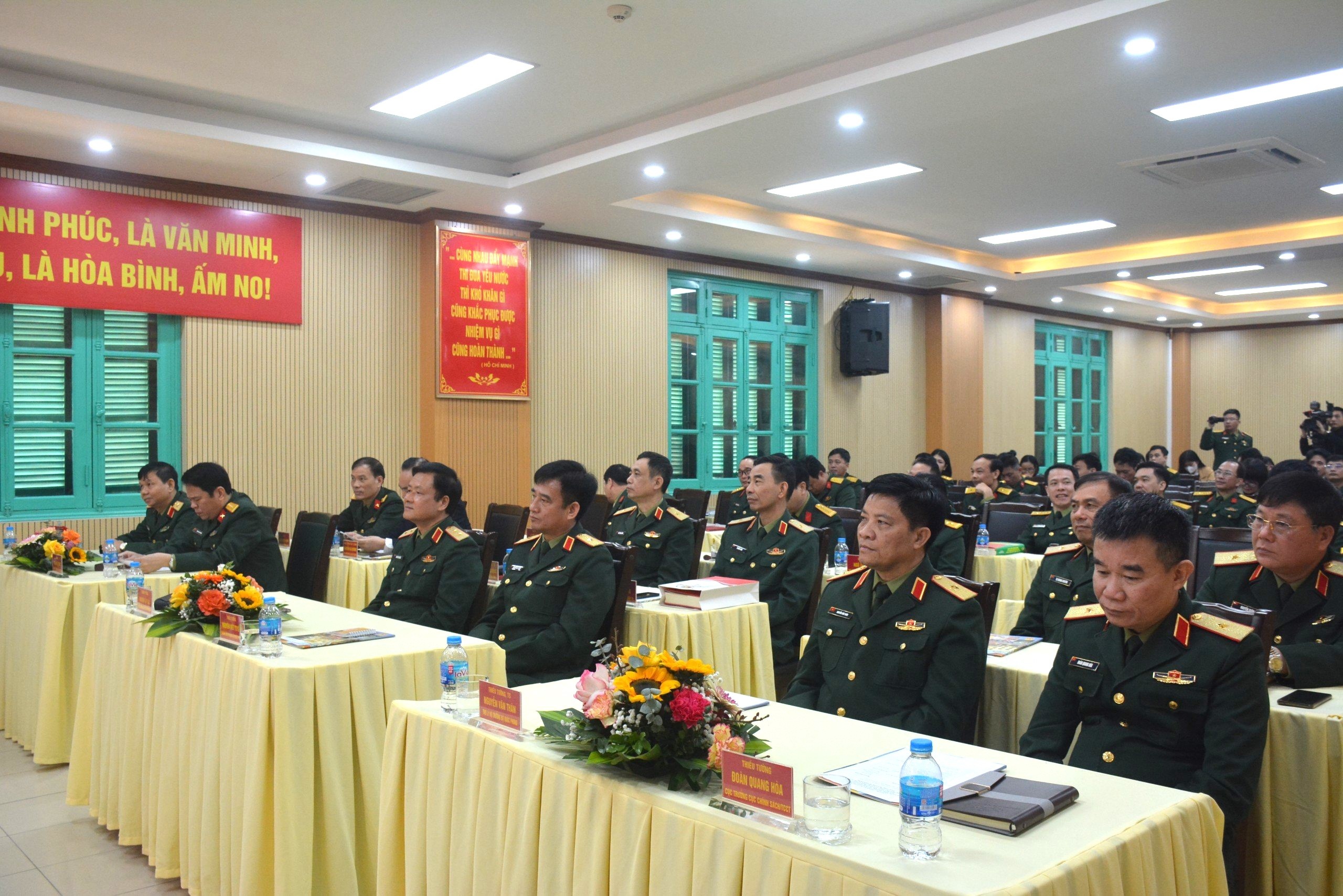 dai tuong Phan Van Giang anh 1