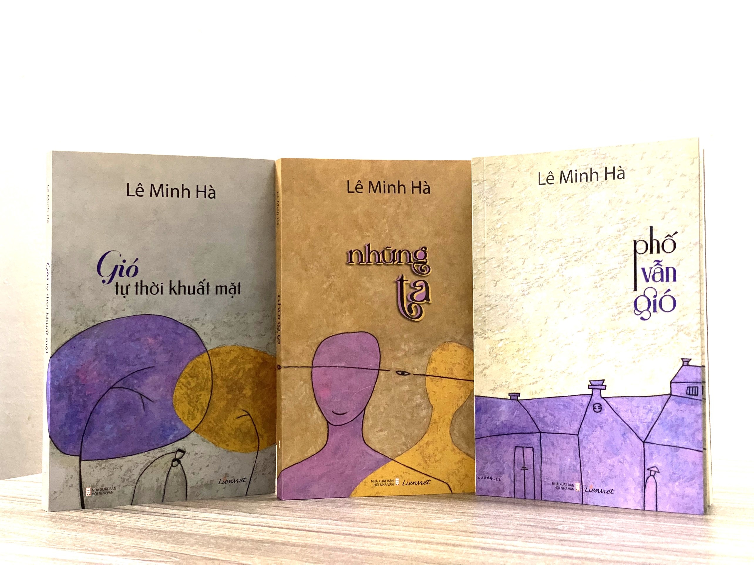 Nha van Le Minh Ha ra mat 3 tieu thuyet ve Ha Noi hinh anh