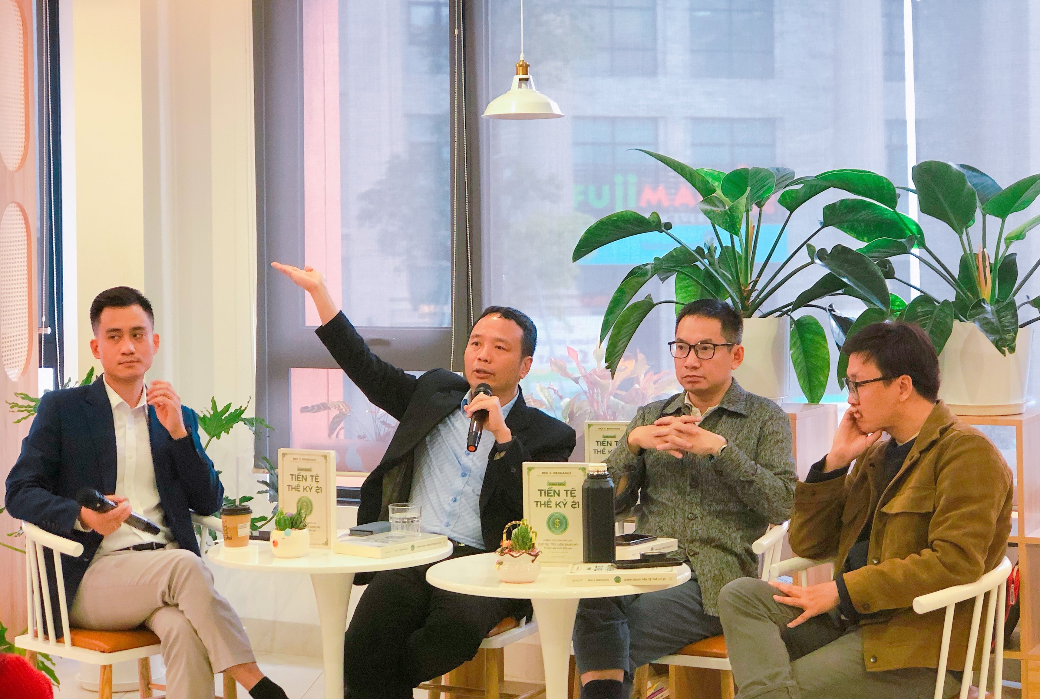 chinh sach tien te my anh 1