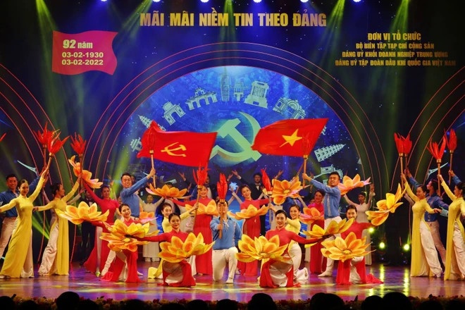 Chuong trinh 'Mai mai niem tin theo Dang' lan thu 18 hinh anh