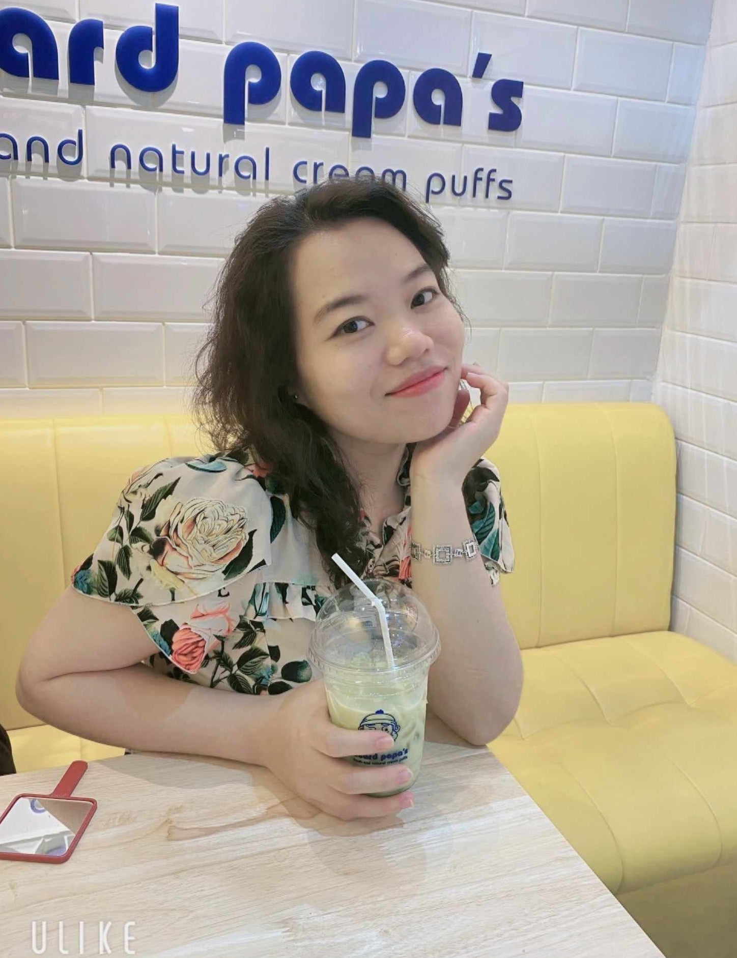 doc sach dip Tet anh 1