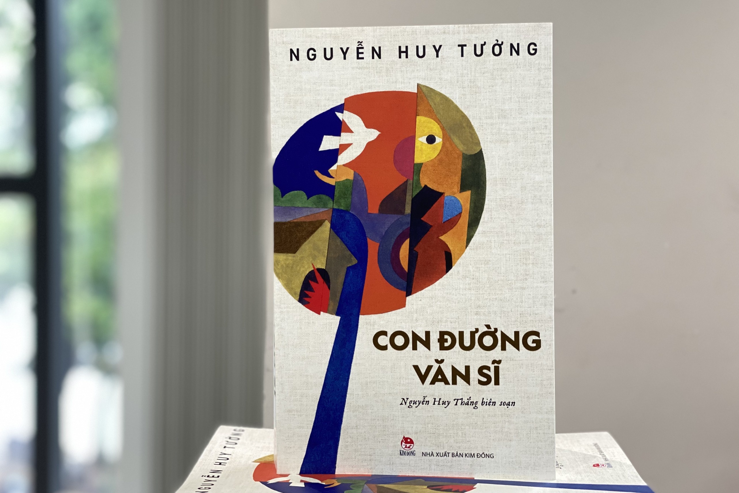 Con trai Nguyen Huy Tuong lam sach tu nhat ky cua cha hinh anh