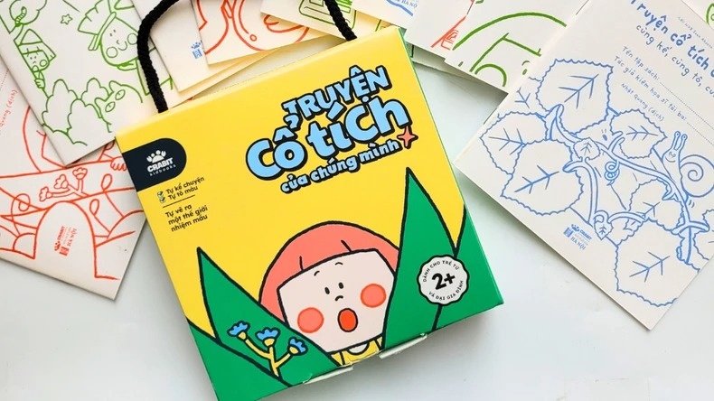 Be tu lam tac gia voi bo sach to mau hinh anh