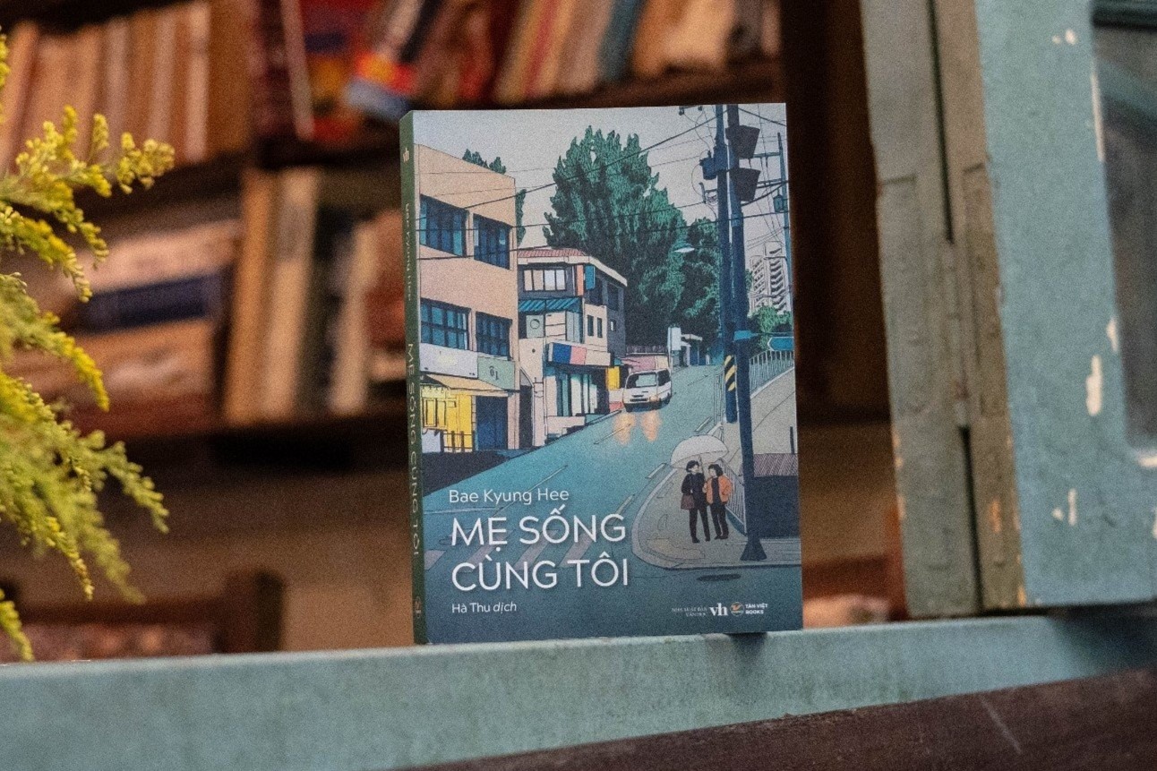 Chua lanh voi cuon tieu thuyet ve tinh mau tu hinh anh