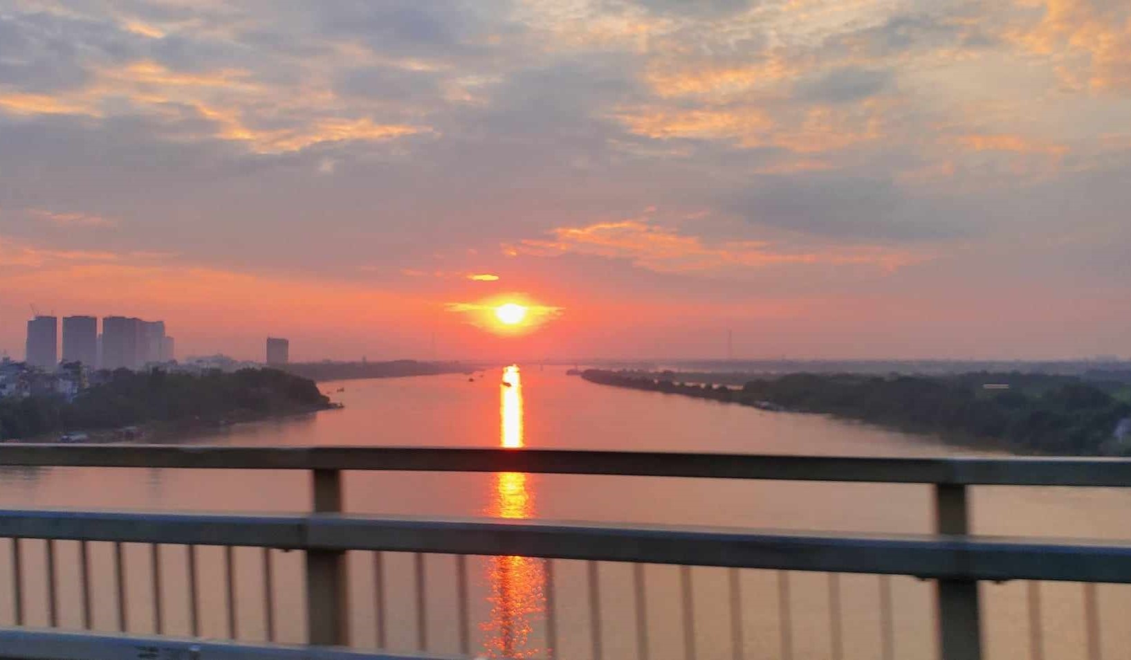 nha xa cong ty anh 3