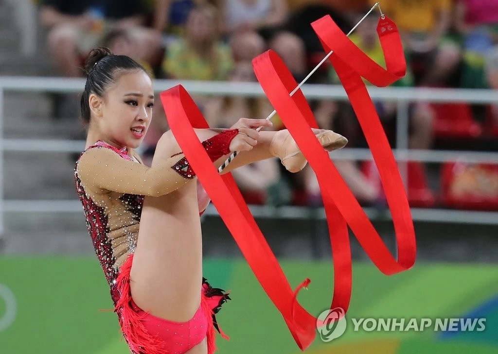 nữ thần thể dục ảnh 1 nu than the duc anh 1