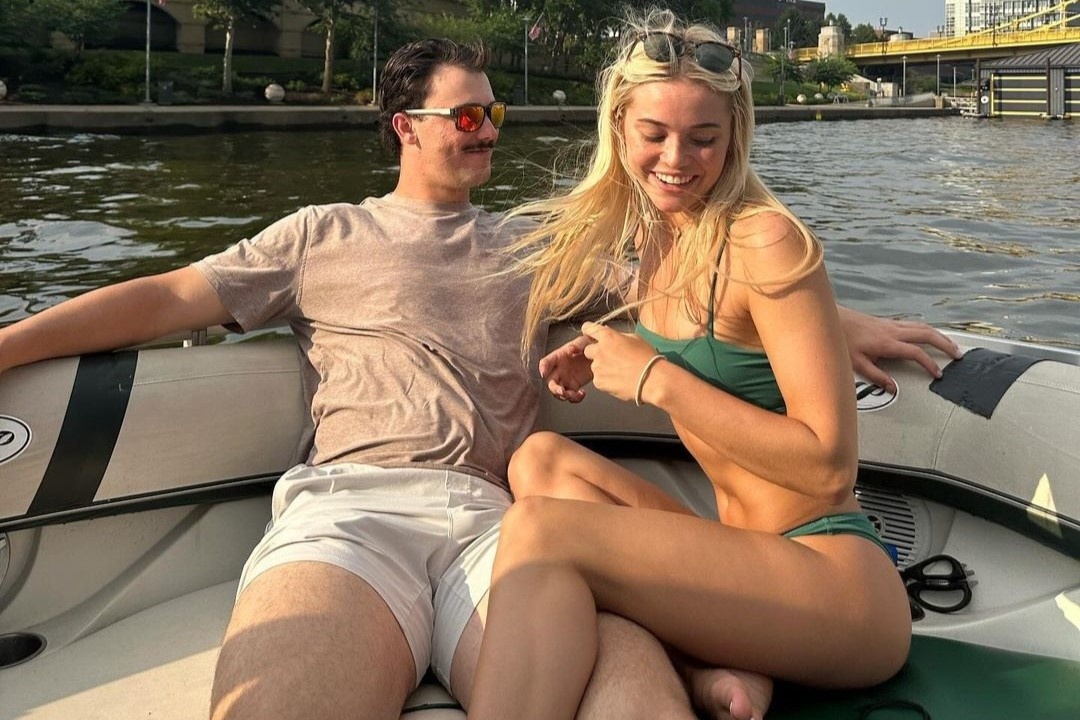 Chang trai chiem duoc trai tim hot girl the duc dung cu My hinh anh