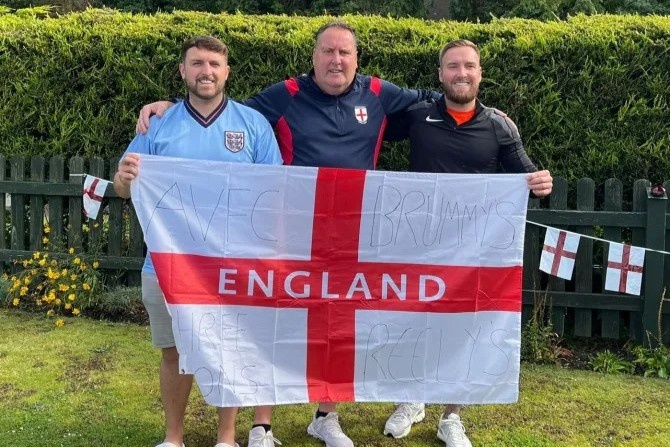 Mat viec vi di xem chung ket EURO 2024 hinh anh