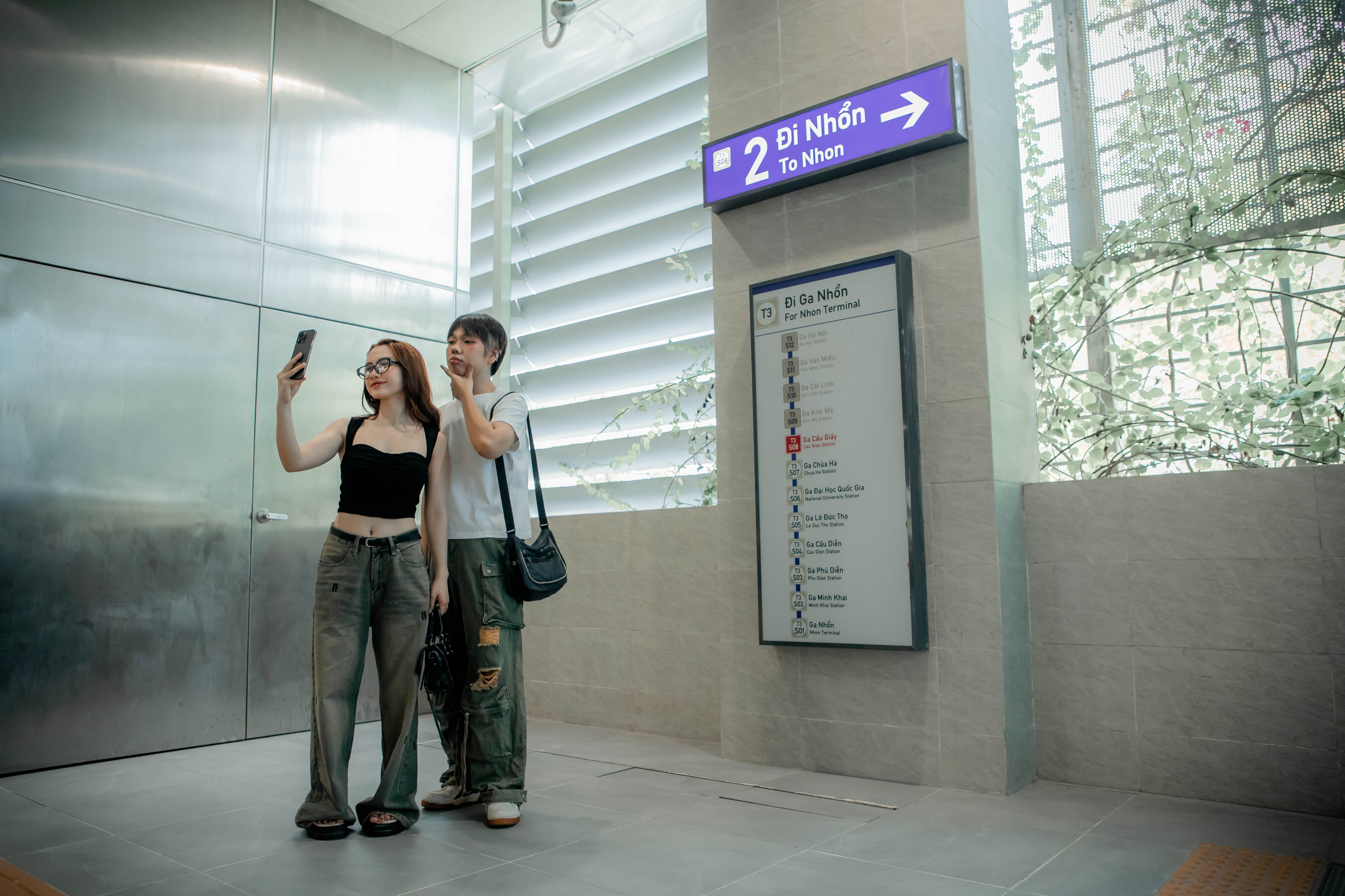 checkin tau tren cao anh 2