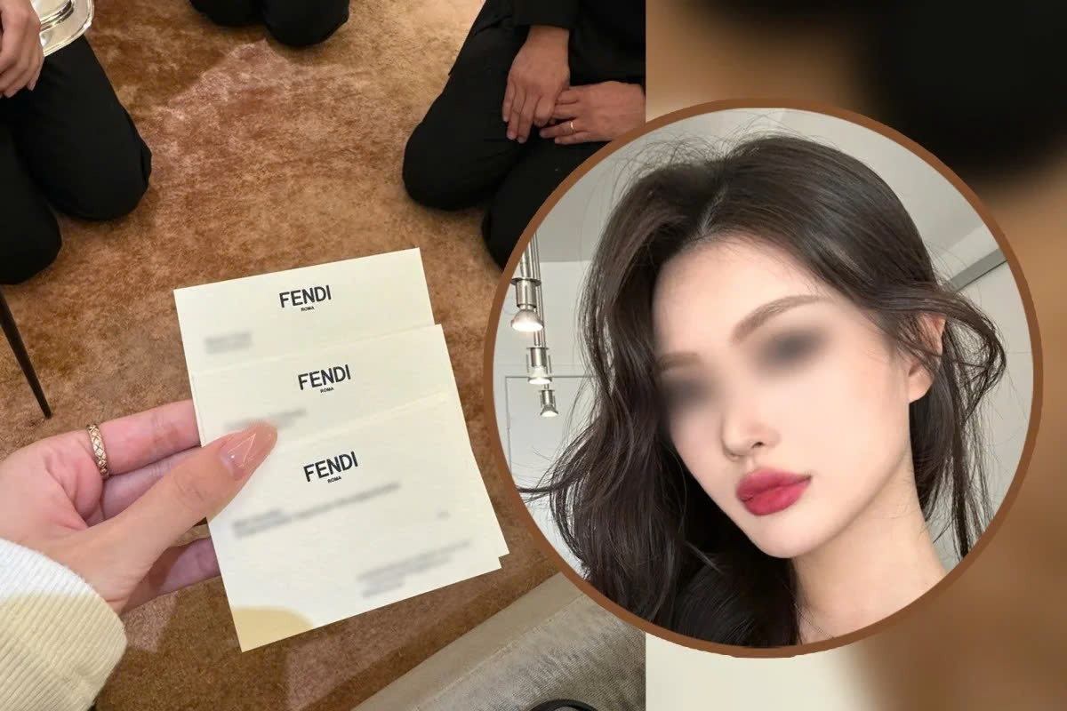 4 nhan vien quy goi xin loi khach hang vi chiec khan Fendi o Nhat Ban hinh anh