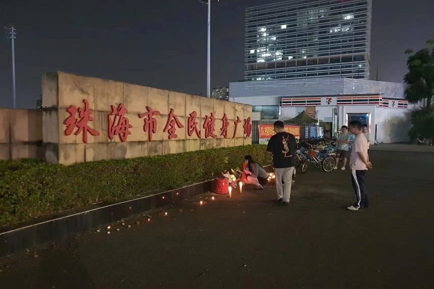 Noi bang hoang sau vu tai xe 'xe dien' tong chet 35 nguoi o Trung Quoc hinh anh