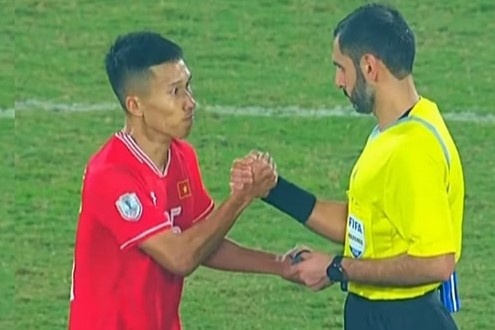 Doan Ngoc Tan lai co meme moi sau tran thang Thai Lan hinh anh