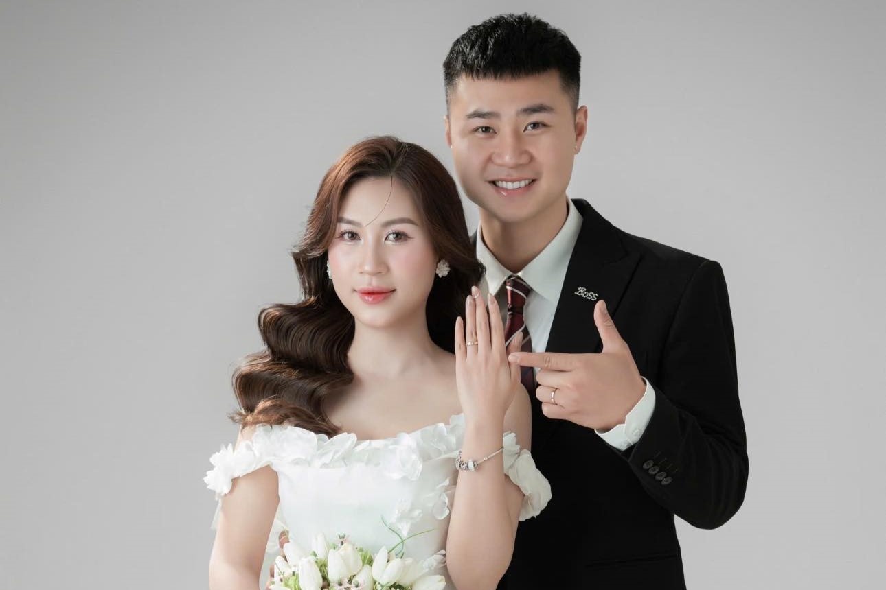 Thu mon Van Toan tung anh cuoi hinh anh