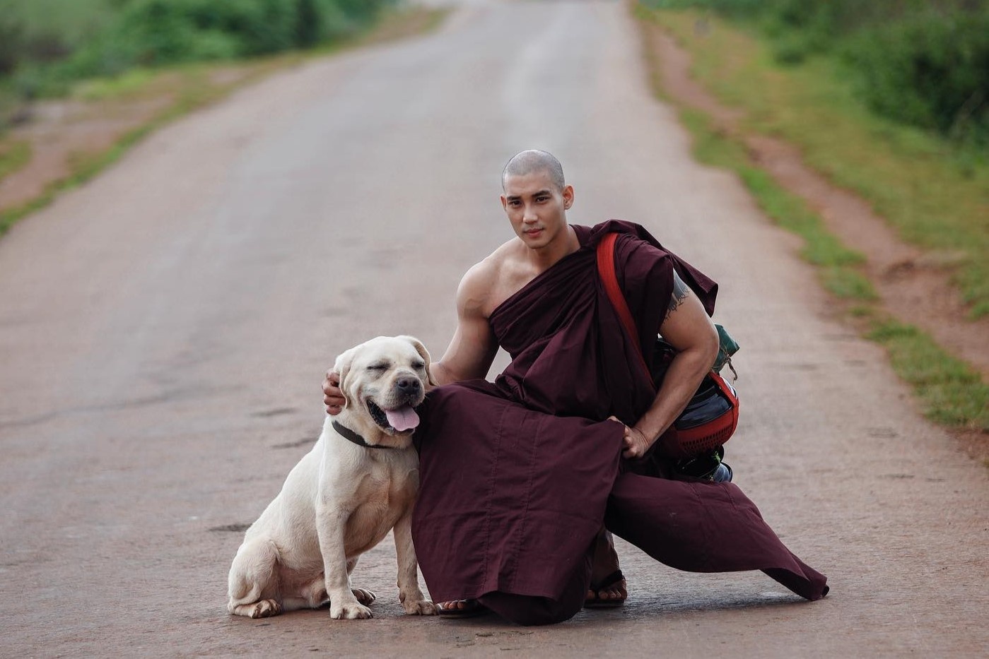 nha su myanmar dep trai anh 10