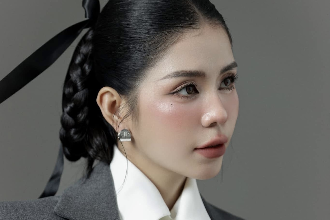 Thay gi tu vu ‘1 vien thay dia rau’ cua Quang Linh Vlogs, Hang Du Muc hinh anh