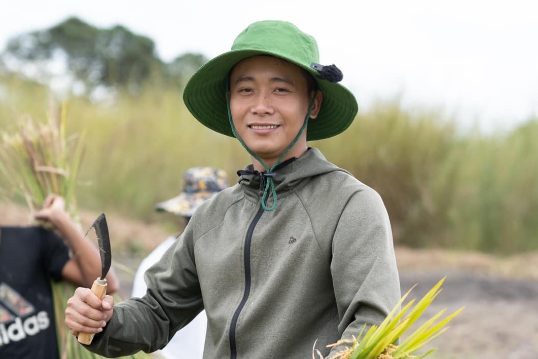 Quang Linh Vlogs bi hack fanpage 2,2 trieu nguoi theo doi hinh anh