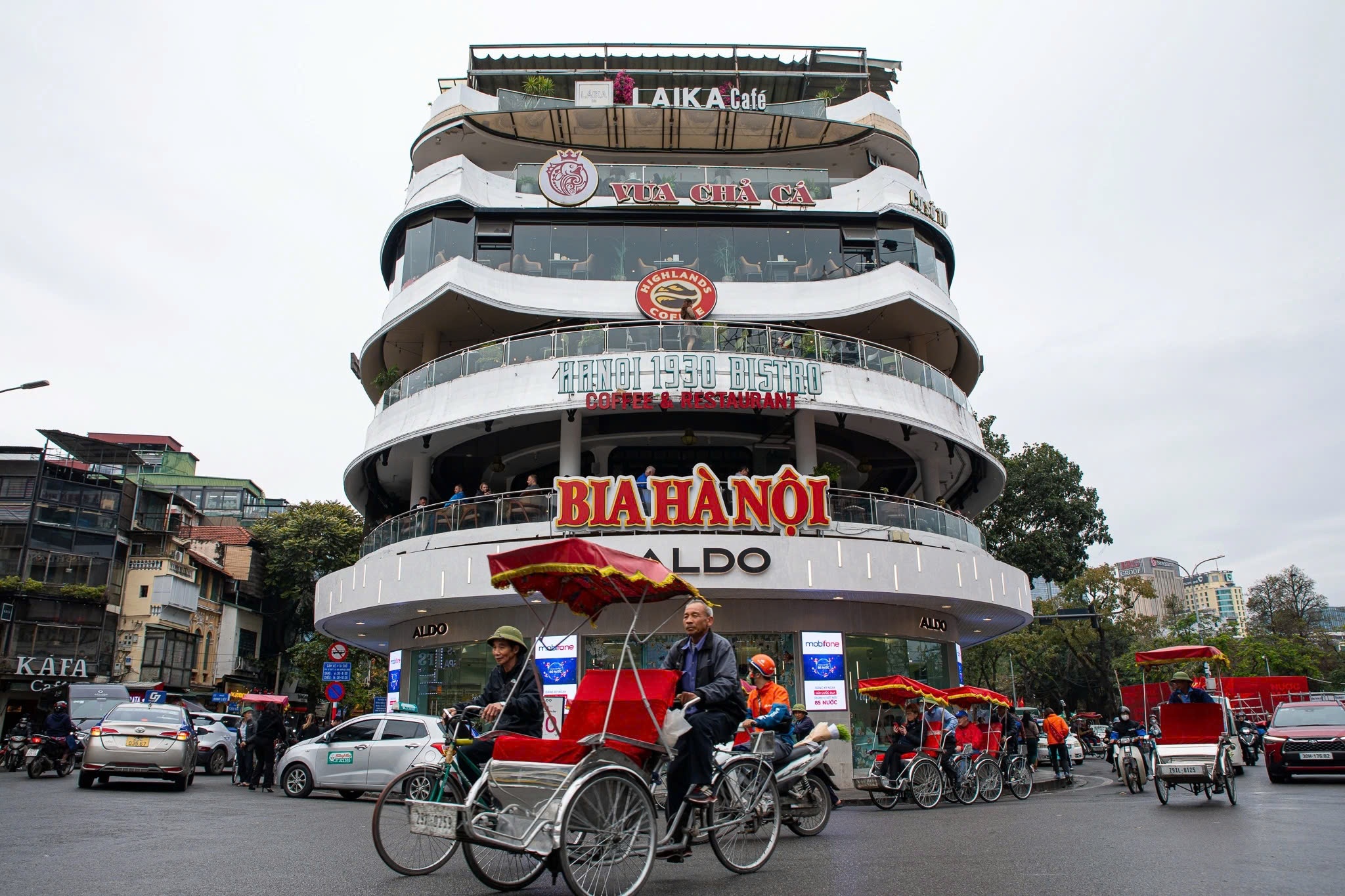 Toa 'Ham ca map' tung rat khac trong ky uc nguoi Ha Noi hinh anh