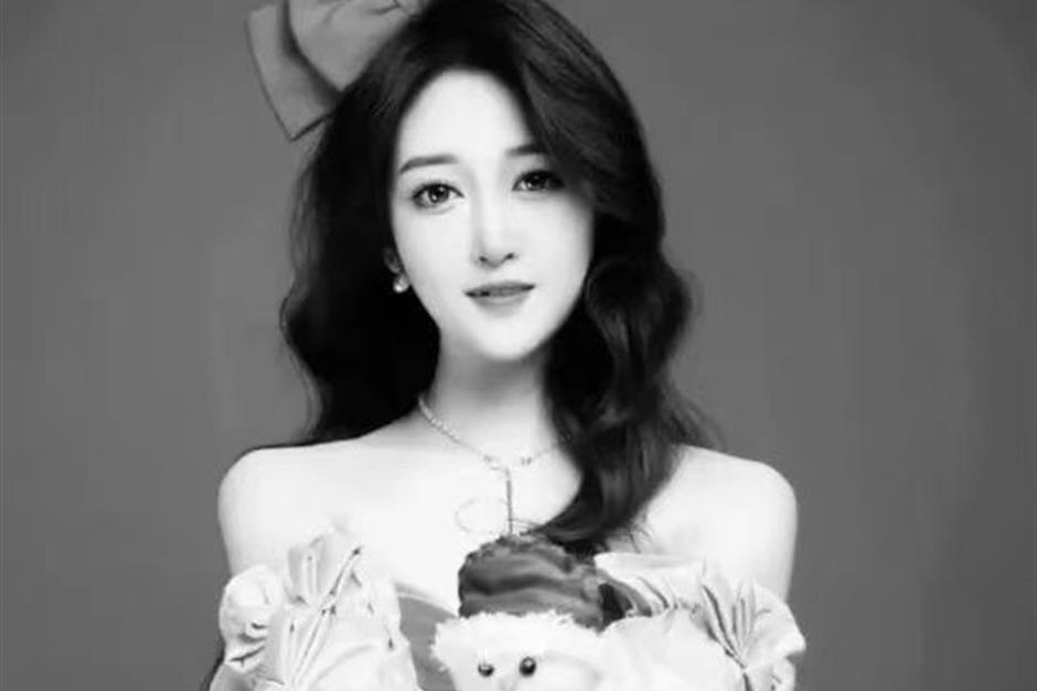 'Em be thien nien ky' Trung Quoc qua doi o tuoi 25 hinh anh