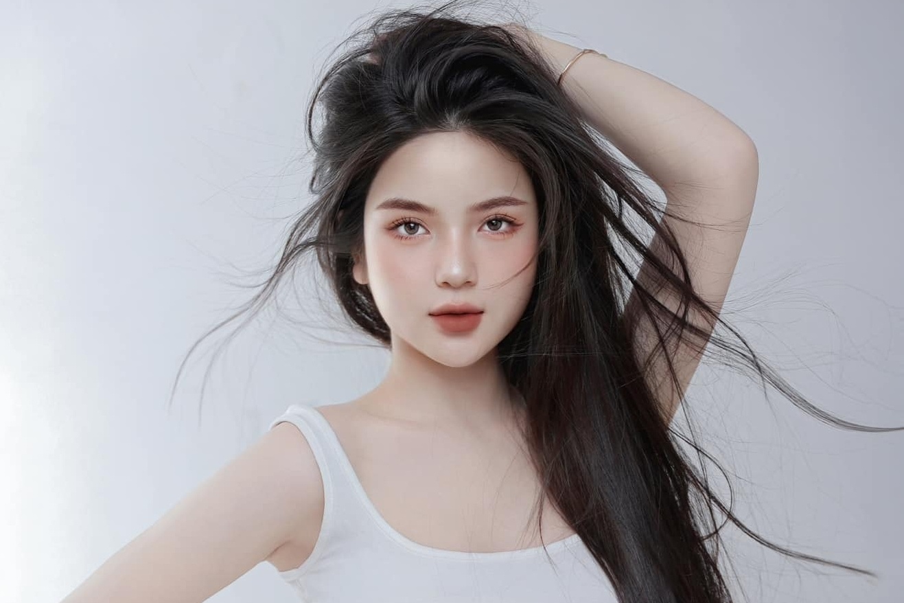 Chu Thanh Huyen lien tuc gay tranh cai truoc khi bi gui don to cao hinh anh