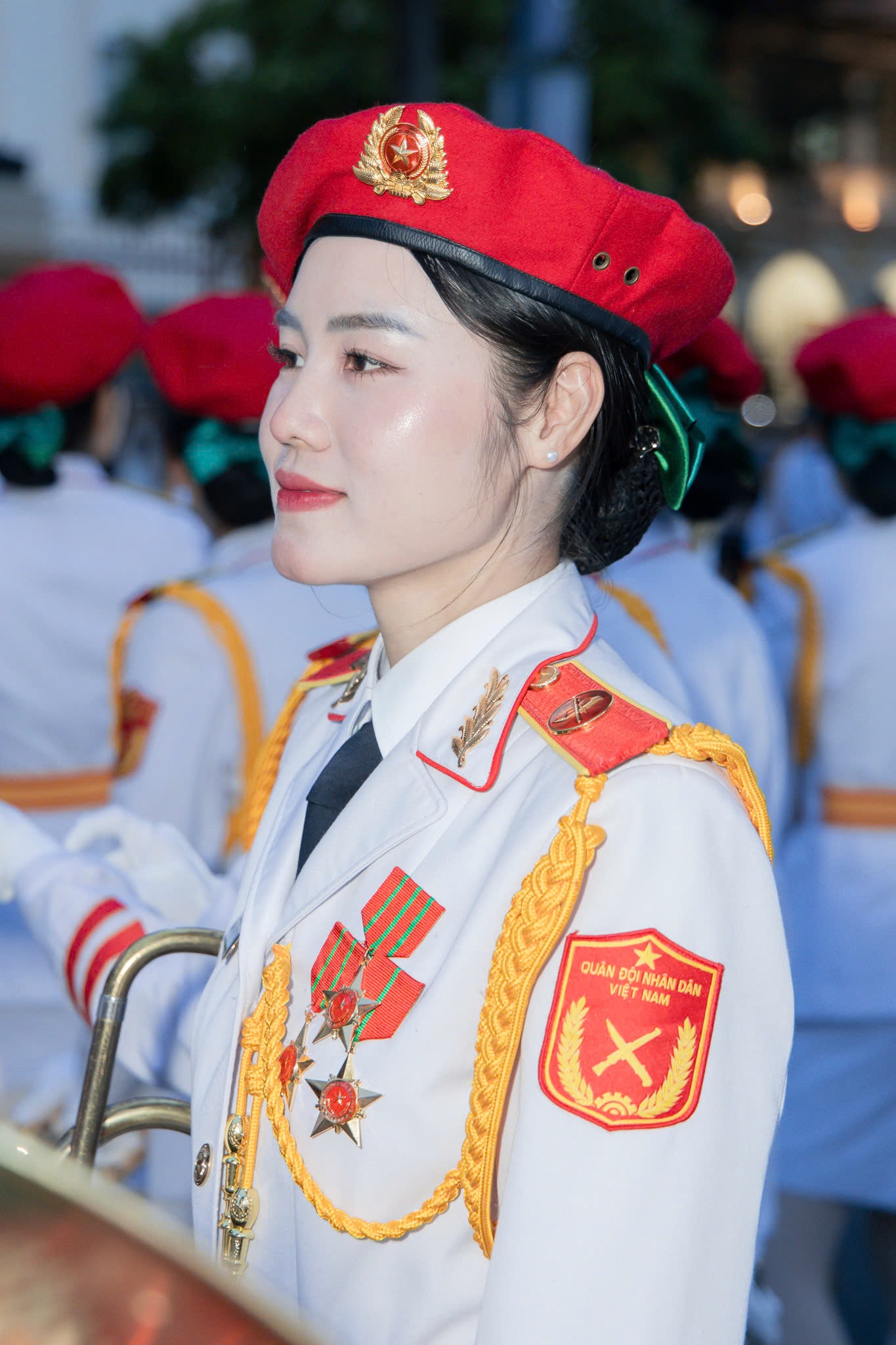 dieu binh 30/4 anh 14