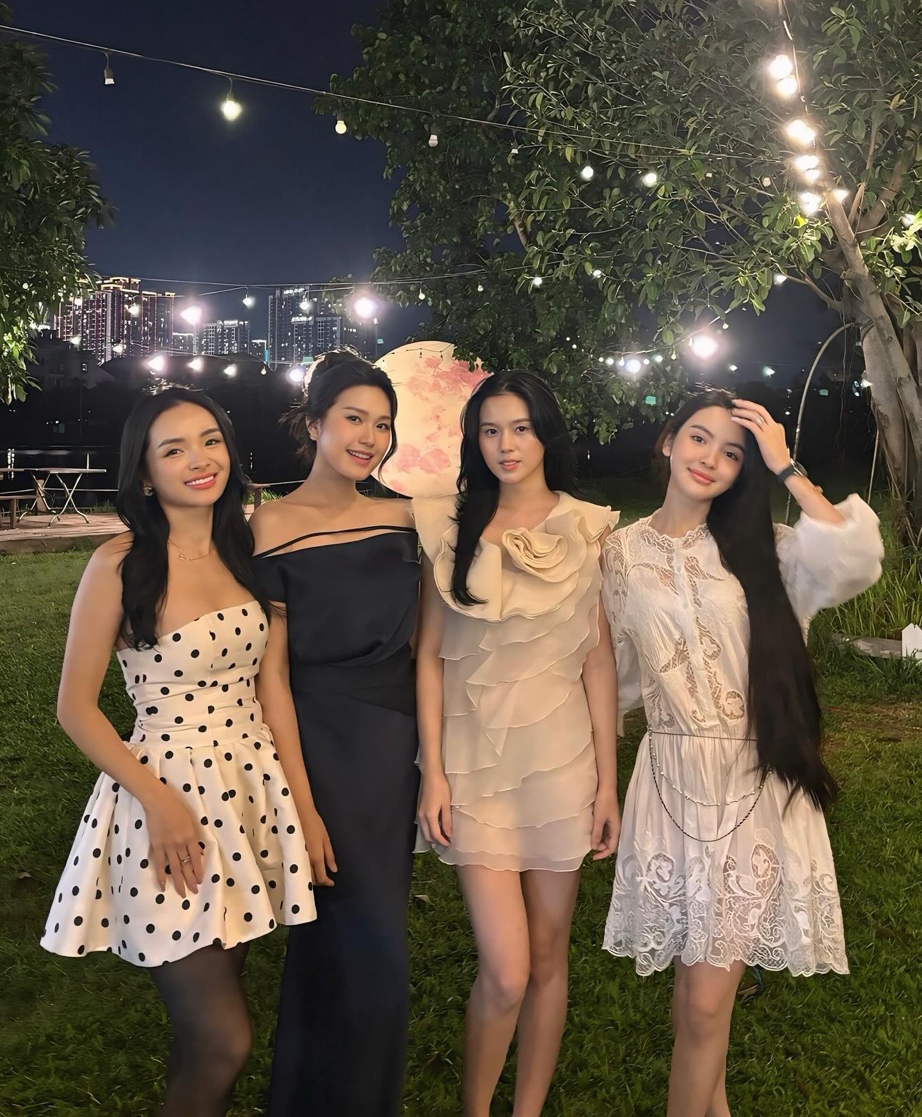 con trai doan van hau anh 4