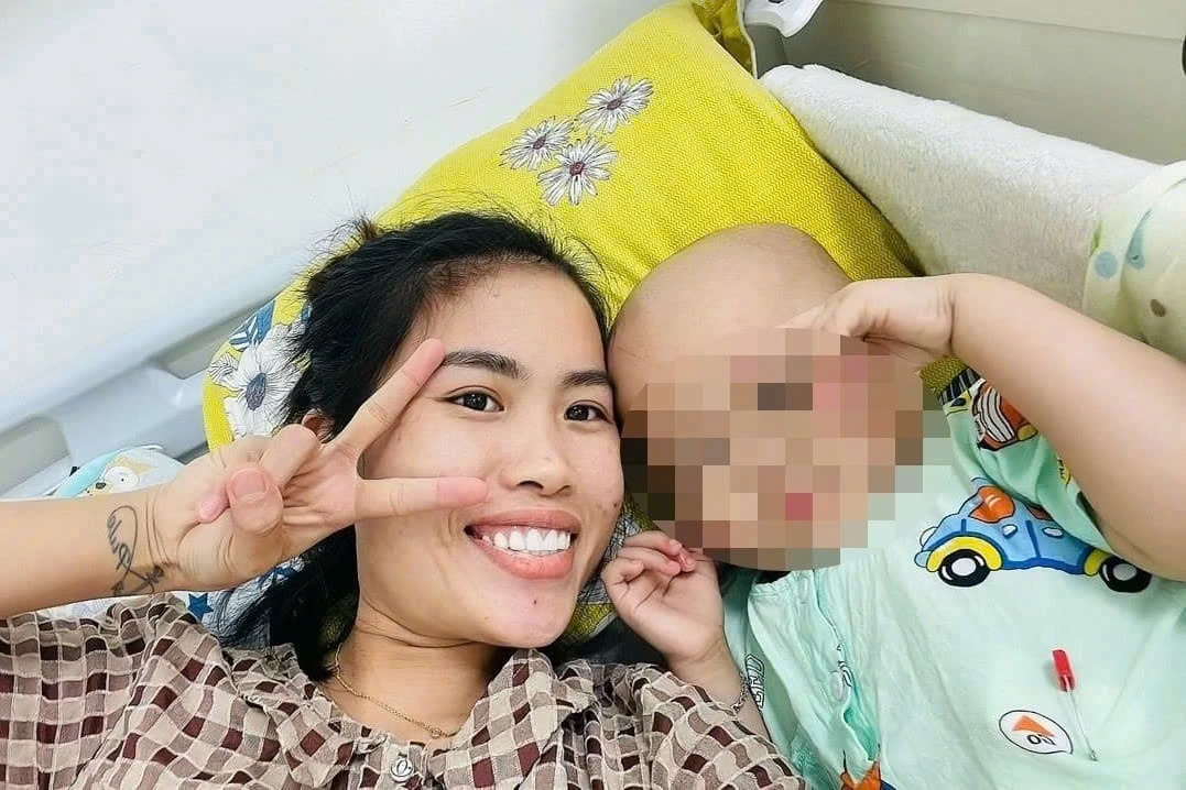 Dong thai moi nhat cua me be Bap hinh anh