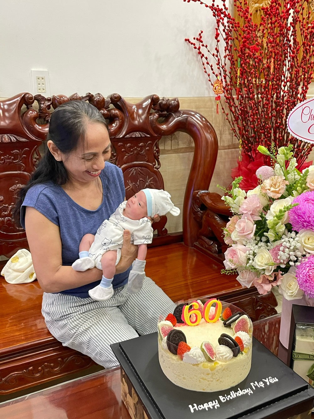 me chong cung con dau anh 3
