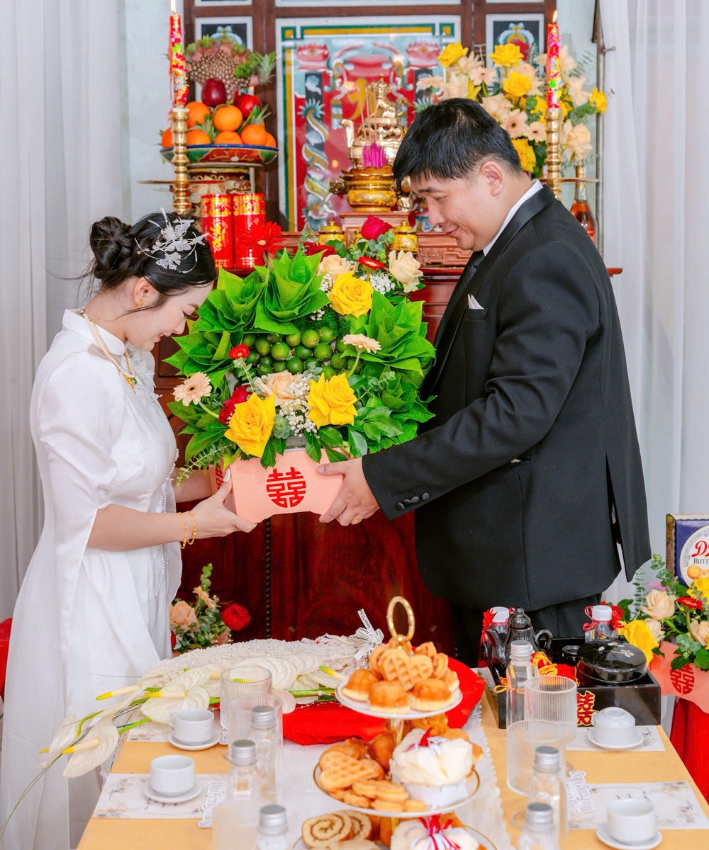 nguoi gia be trap anh 2