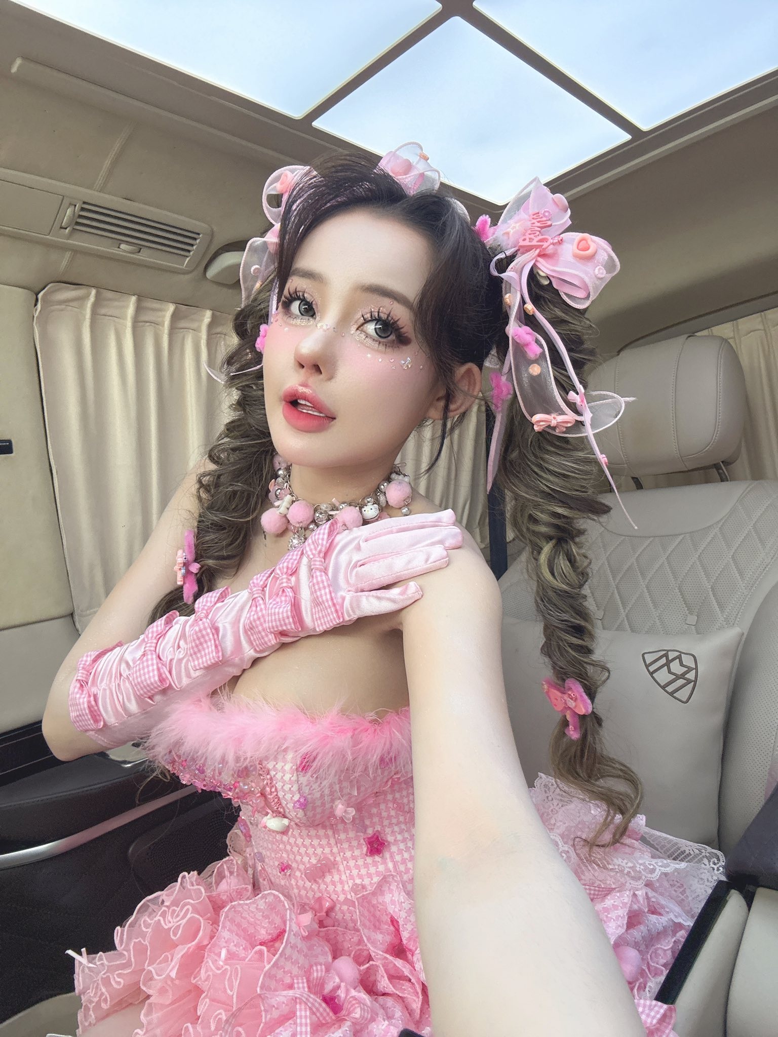 phu ba ngan collagen anh 1