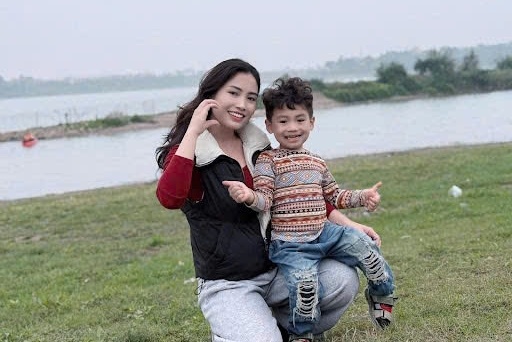 tu cham con anh 4