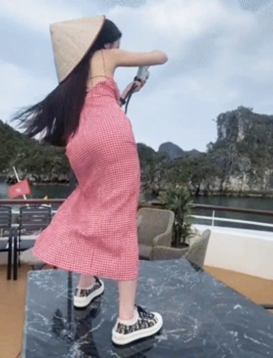 vo quang hai chup anh anh 2