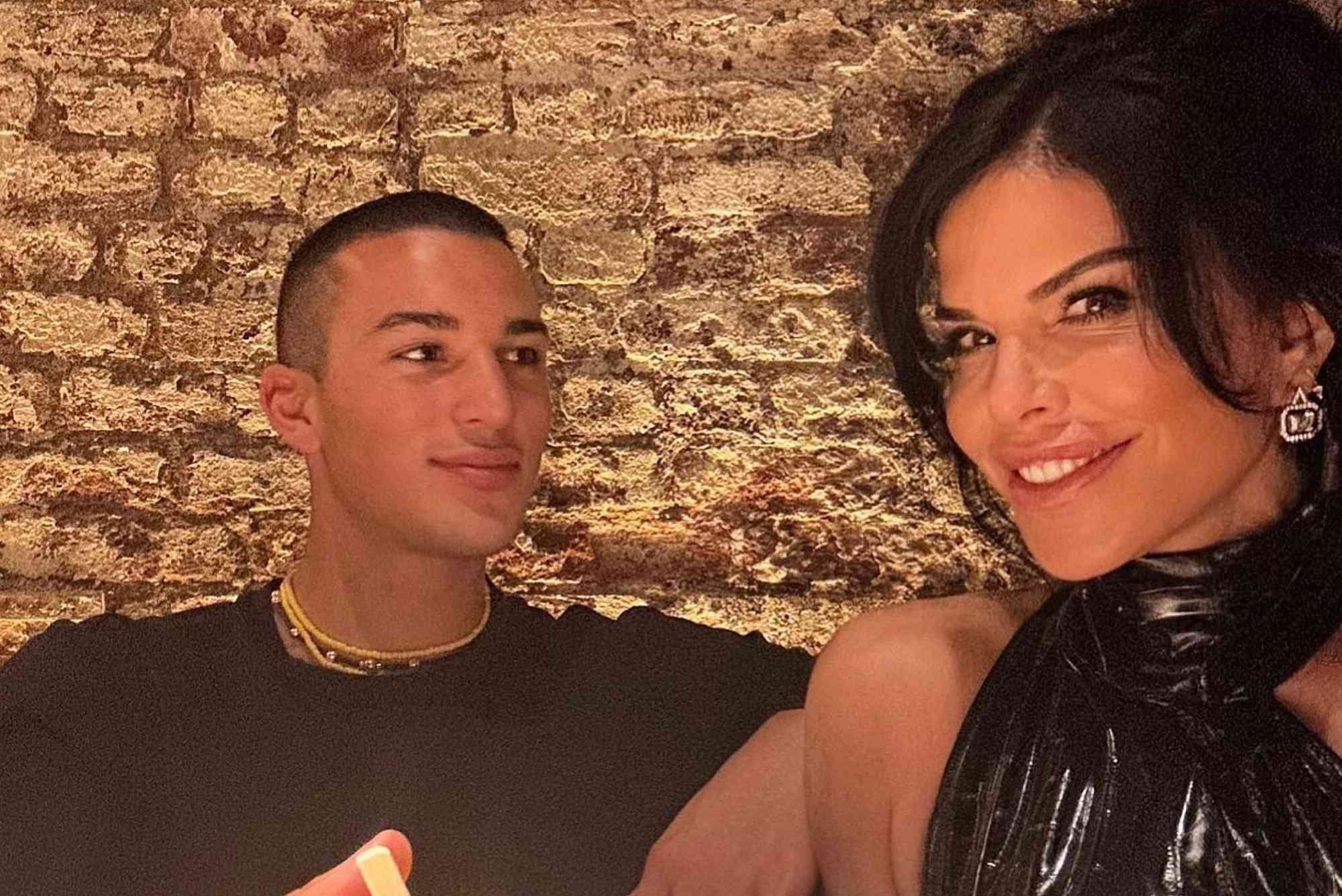 3 con rieng cua vo moi cuoi ty phu Jeff Bezos hinh anh