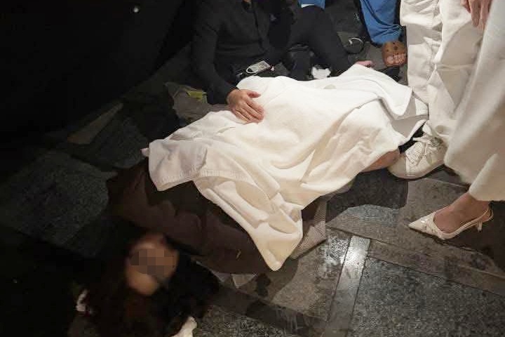 Khung den sap giua dam cuoi o khach san 5 sao, co gai thuong tat 96% hinh anh