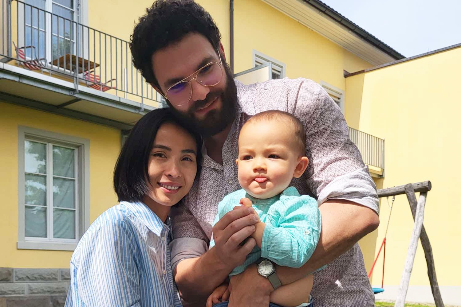 Re Tay ung ho vung lu Nghe An 200 trieu dong, nhan mua loi khen hinh anh