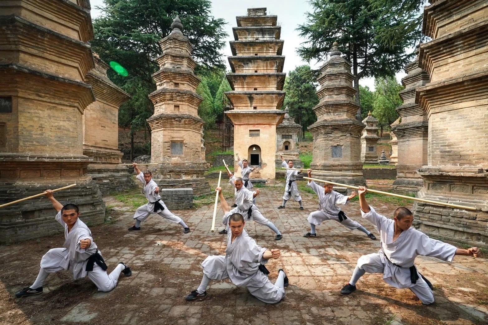 Thieu Lam Tu truoc be boi cua tru tri Thich Vinh Tin hinh anh
