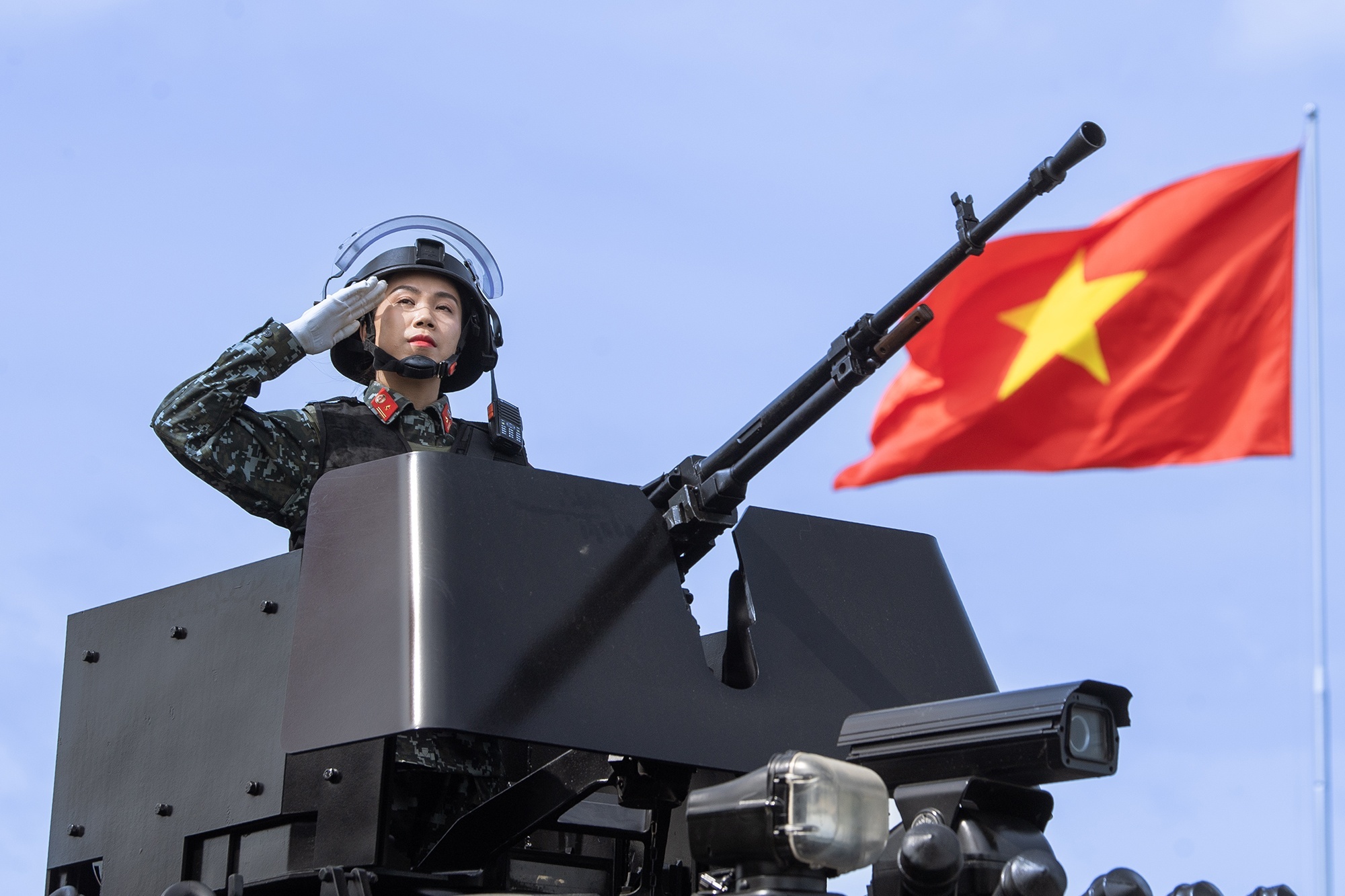 Dieu binh tren bien dip 2/9, truyen hinh truc tiep tu Khanh Hoa hinh anh