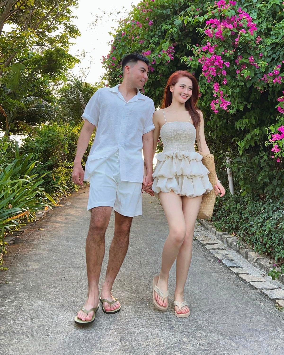 ban gai pham duc huy anh 2