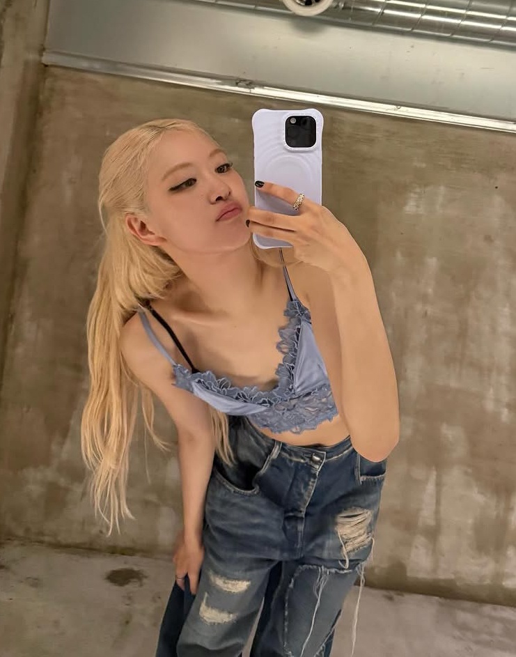 thoi trang do lot han anh 2