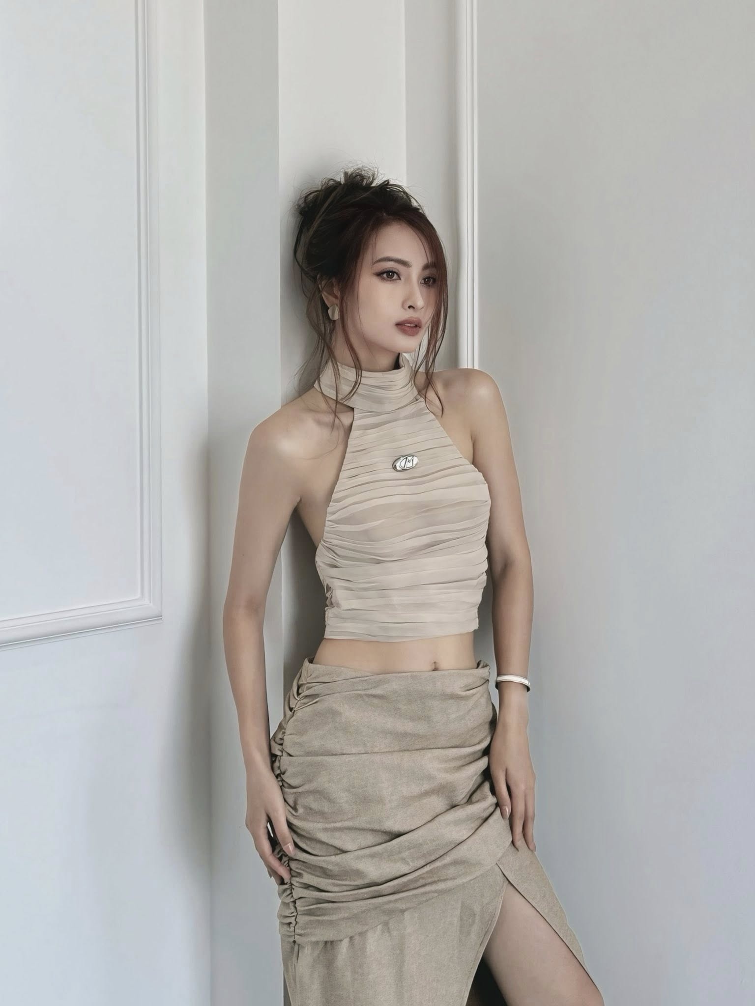 Ban gai Duc Huy anh 3