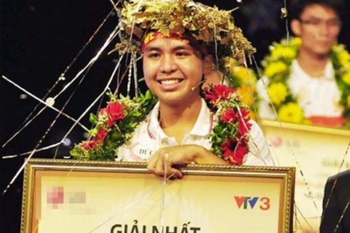 Quan quan Duong len dinh Olympia hiem hoi tro ve Viet Nam gio ra sao? hinh anh