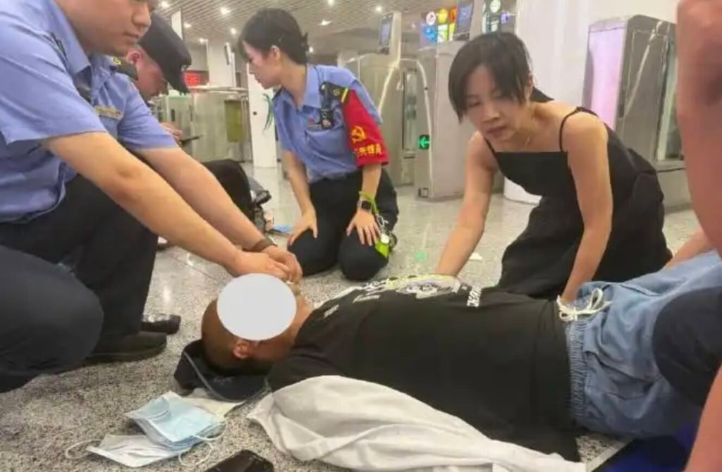 Nu y ta Trung Quoc can gay mong gia de cuu nguoi co giat hinh anh