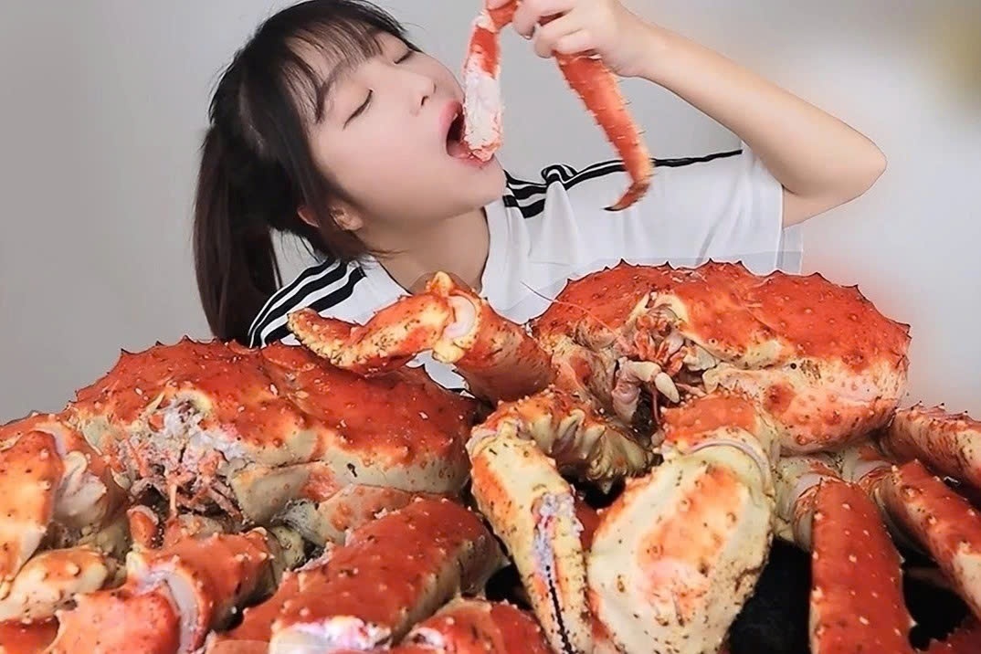 'YouTuber so 1 Han Quoc' mac benh hiem vo phuong cuu chua hinh anh