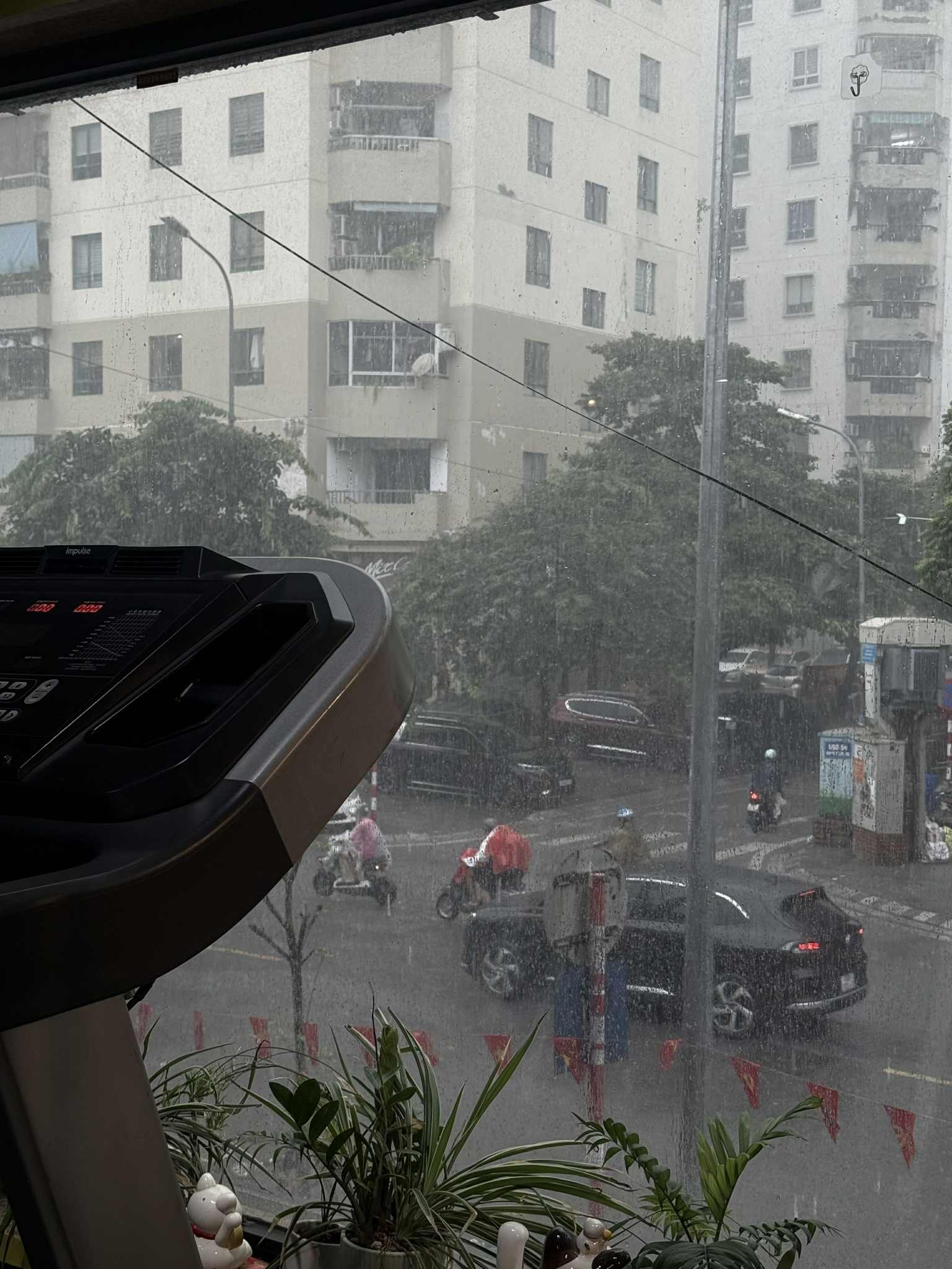 duong ha noi ngap anh 1